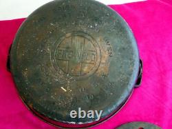 Fait en fonte Vintage Griswold No 8 Tite-Top Dutch Oven #833 avec couvercle et trivet