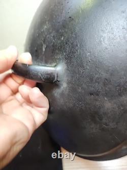 Fait en fonte vintage Wagner (non marqué) cocotte en fonte #8 avec couvercle, picots de goutte et rainures