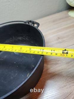 Fait en fonte vintage Wagner (non marqué) cocotte en fonte #8 avec couvercle, picots de goutte et rainures