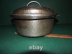 Fait main Vintage Wagner Ware H. S. 1268 No. 8 Cocotte en fonte nickelée martelée