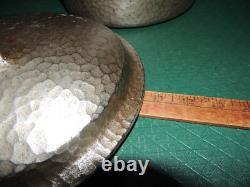 Fait main Vintage Wagner Ware H. S. 1268 No. 8 Cocotte en fonte nickelée martelée