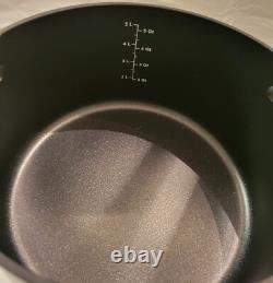 Faitout en fonte anodisée dure antiadhésive Viking de 6 quarts avec couvercle en verre NWOB Faitout en fonte anodisée dure antiadhésive Viking de 6 quarts avec couvercle en verre NWOB