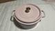 Faitout En Fonte De 4 Qt, Rond, Rose Pivoine