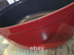 Faitout en fonte émaillée rouge ovale de 8 Qt Kirkland Signature