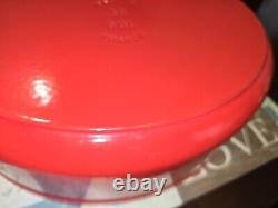 Faitout en fonte émaillée rouge ovale de 8 Qt Kirkland Signature