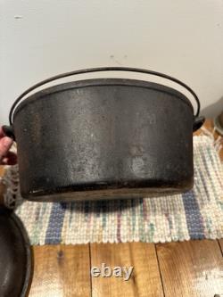 Faitout en fonte n° 10 E vintage préféré avec poignée en arc et couvercle à dôme haut