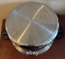 Faitout en titane NutraEase de 8 quarts avec couvercle et poignées, trivet magnétique et livre de cuisine