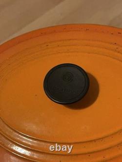 Faitout ovale en fonte émaillée orange flamme vintage Le Creuset 9 x 7 pouces