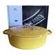 Faitout Ovale Peu Profond Large En Fonte Staub Avec Bouton En Forme De Lapin Jaune Citron 6,25 Qt