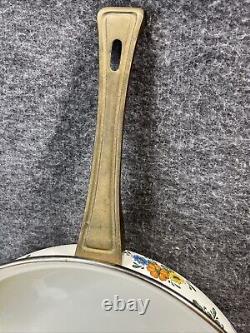 Fissler Ensemble de 7 pièces en émail des années 1960 avec poignées en laiton Nouveau Amsterdam