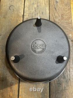 Four en fonte HTF Sportsman avec couvercle