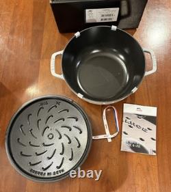 Four hollandais STAUB Flocon de Neige 24 Rond en Fonte Blanc Truffe Neuf dans la Boîte 3,75 qt