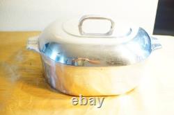 GHC Magnalite 4265 Rôtissoire en Fonte avec Couvercle 8 Qt en Bon État