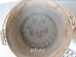 Griswold Grande Logo Fonte #10 Cocotte Hollandaise Erie 835 avec Couvercle 2553 + Trivet, 1920