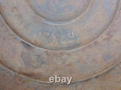 Griswold Grande Logo Fonte #10 Cocotte Hollandaise Erie 835 avec Couvercle 2553 + Trivet, 1920