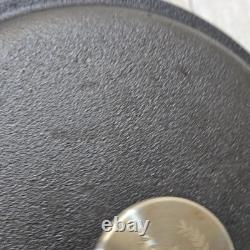 Héritage Delmonico 1837 Faitout en Fonte avec Couvercle