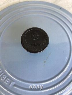 LE CREUSET 3,5 Quart Cocotte Bleue Claire Avec Couvercle #22 Couleur Rare