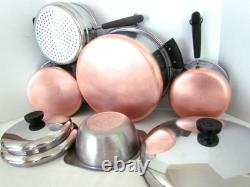 LOT DE FOUR À FOND ROND VINTAGE REVERE WARE PRÉ 68 DE 6 QT, 3 QT AVEC VAPEUR, 1 1/2 QT AVEC DB