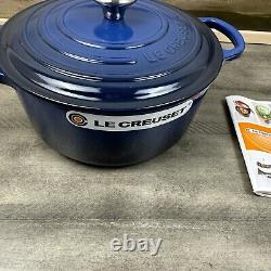 La Cocotte Ronde en Fonte Émaillée Le Creuset Signature 3 1/2 Qt. Bleu Lapis OB