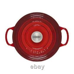La Cocotte Ronde en Fonte Signature Le Creuset de 3-1/2 litres, Cerise