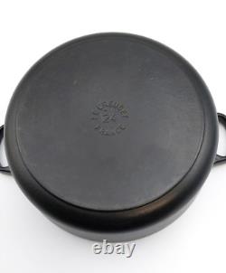 La Cocotte en Fonte Émaillée Le Creuset Signature #24 Noir Mat 3 1/2 QT NEUF