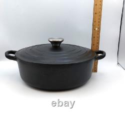 La Cocotte en Fonte Émaillée Le Creuset Signature #24 Noir Mat 3 1/2 QT NEUF