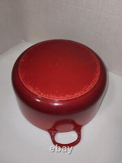 La Cocotte en fonte rouge Le Creuset #26 de 5,5 litres fabriquée en France émaillée