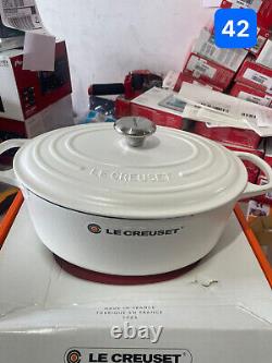 La Cocotte ovale en fonte émaillée Le Creuset avec couvercle, 6,75 litres, en coton