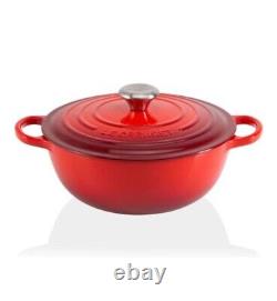 La cocotte en fonte Le Creuset/le four hollandais spécial/la casserole rouge avec couvercle