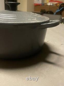 Le Creuset 3,5qt Cocotte en fonte grise France #22 avec couvercle