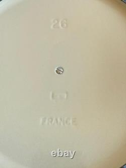 Le Creuset 5,5 qt Cocotte #26 en Fonte Émaillée Minérale Bleu Ciel Clair RARE