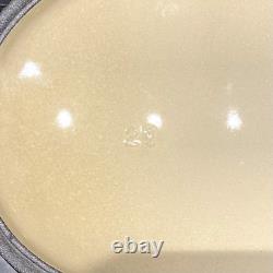 Le Creuset Casserole en Fonte Émaillée de 2,25 Qt Couleur Aubergine RARE