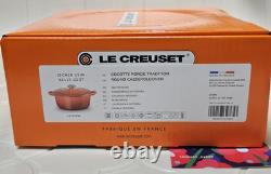 Le Creuset Cayenne 22 cm 3,5 Qt CLASSIC Cocotte Ronde BOUTON EN ACIER Rare NIB