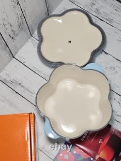 Le Creuset Cocotte Fleur Flower Purist Blue 20cm 2L Bouton Argent Faitout NIB