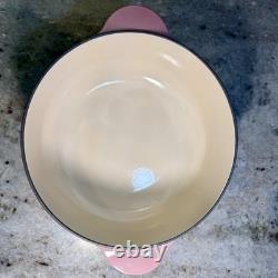 Le Creuset Cocotte Heritage en fonte de 4,5 L rose mauve, neuve avec étiquette, difficile à trouver