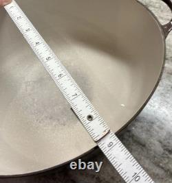 Le Creuset Cocotte Ovale en Fonte Émaillée 4,25 Qt #27 Marron avec Couvercle L92