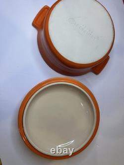 Le Creuset Cocotte en Fonte 22 cm 3,5 QT Orange Mandarine Émaillée Solide Poignées Ivoire RARE
