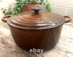 Le Creuset Cocotte en fonte marron chocolat #26, 5,5 litres. Excellent