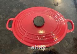 Le Creuset Cocotte ovale rouge de 5 litres #29 en excellent état d'occasion à peine utilisé