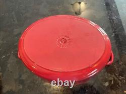 Le Creuset Cocotte ovale rouge de 5 litres #29 en excellent état d'occasion à peine utilisé