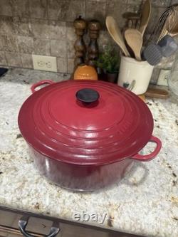 Le Creuset Cocotte ronde en fonte émaillée rouge de 7,25 pintes avec couvercle, France n° 30