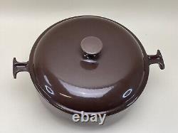 Le Creuset Enzo Mari #26 La Mama 5½QT Cocotte en fonte émaillée marron