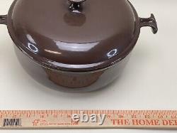 Le Creuset Enzo Mari #26 La Mama 5½QT Cocotte en fonte émaillée marron