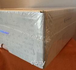 Le Creuset Harry Potter Quidditch Marseille 2,75 Qt Casserole en Fonte. Neuf dans sa boîte.