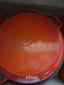 Le Creuset LS2501-262SS cocotte orange