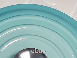 Le Creuset Signature Cocotte 20cm 2-3/4 Qt Menthe Fraîche Faitout en Fonte NON UTILISÉ Le Creuset Signature Cocotte 20cm 2-3/4 Qt Menthe Fraîche Faitout en Fonte NON UTILISÉ