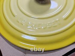 Le Creuset Signature Cocotte Ronde 20 cm 2,25 qt Jaune Soleil en fonte, neuf en boîte