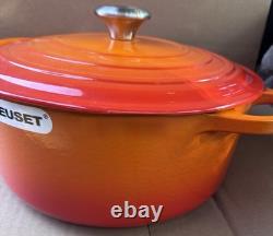 Le Creuset Signature Cocotte Ronde en Fonte Émaillée 7,25 Qt Orange Flamme