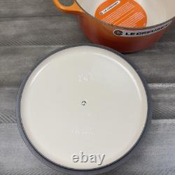 Le Creuset Signature Cocotte en Fonte Émaillée Ronde 4 1/2 qt. Flamme Dorée