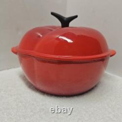 Le Creuset cocotte tomate 2,25 qt en fonte rouge, faitout hollandais neuf sans boîte, rare